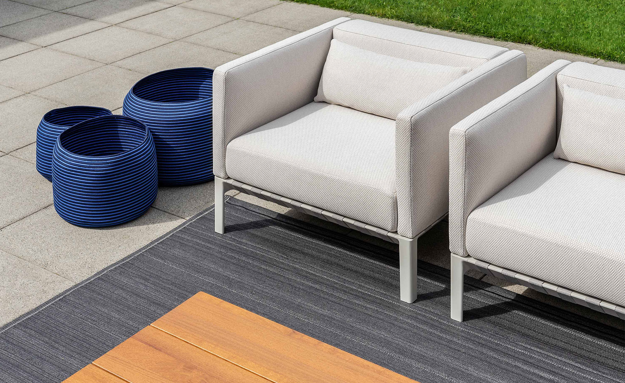 able outdoor 92 inch sofa with arms