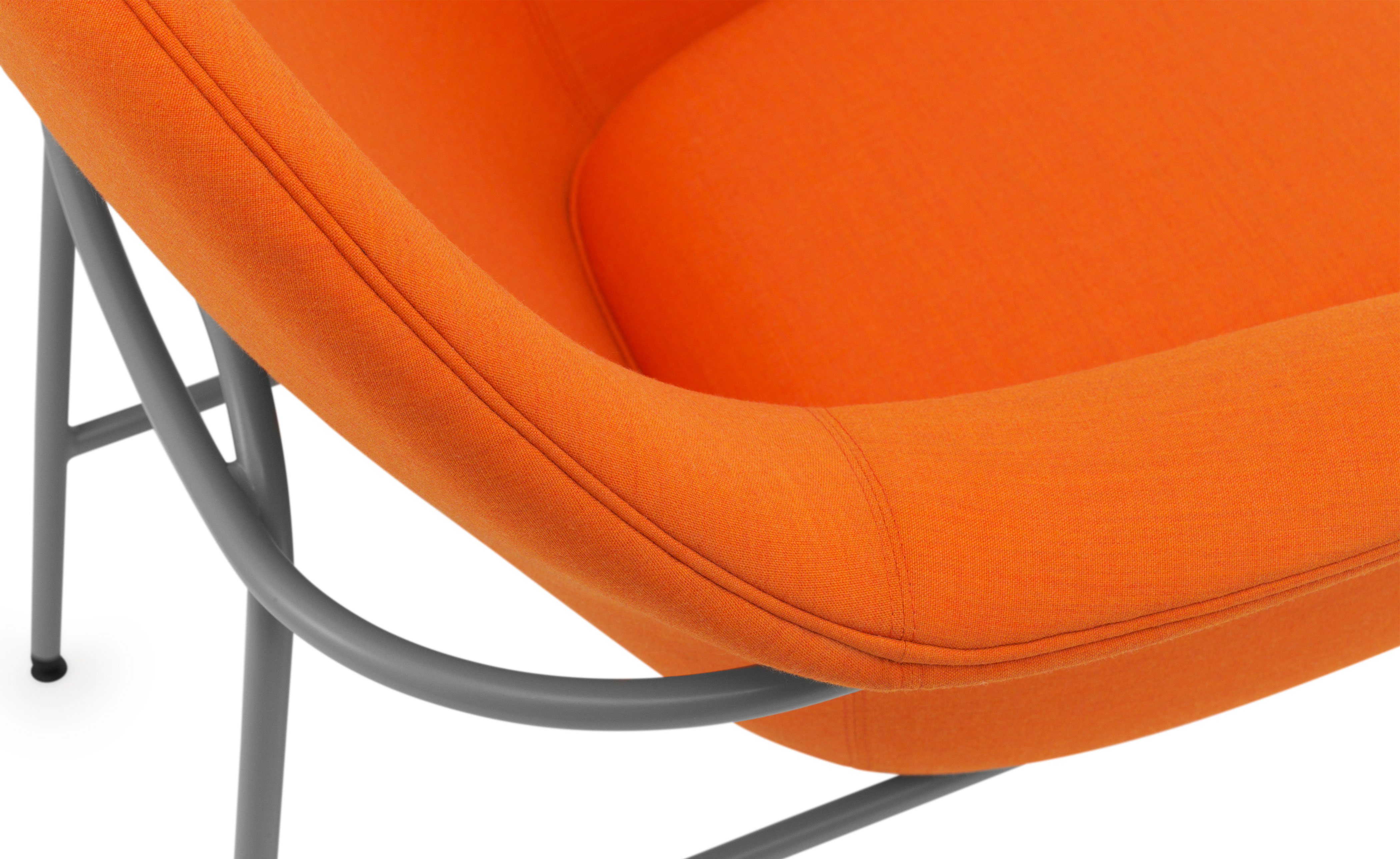 Drape Low Back Lounge metal base