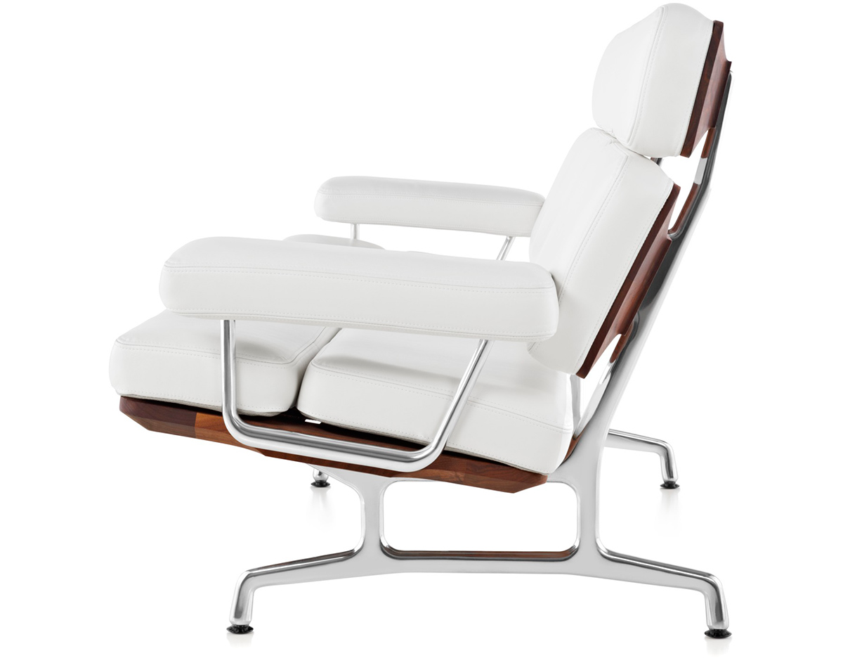 eames® 3 seat sofa