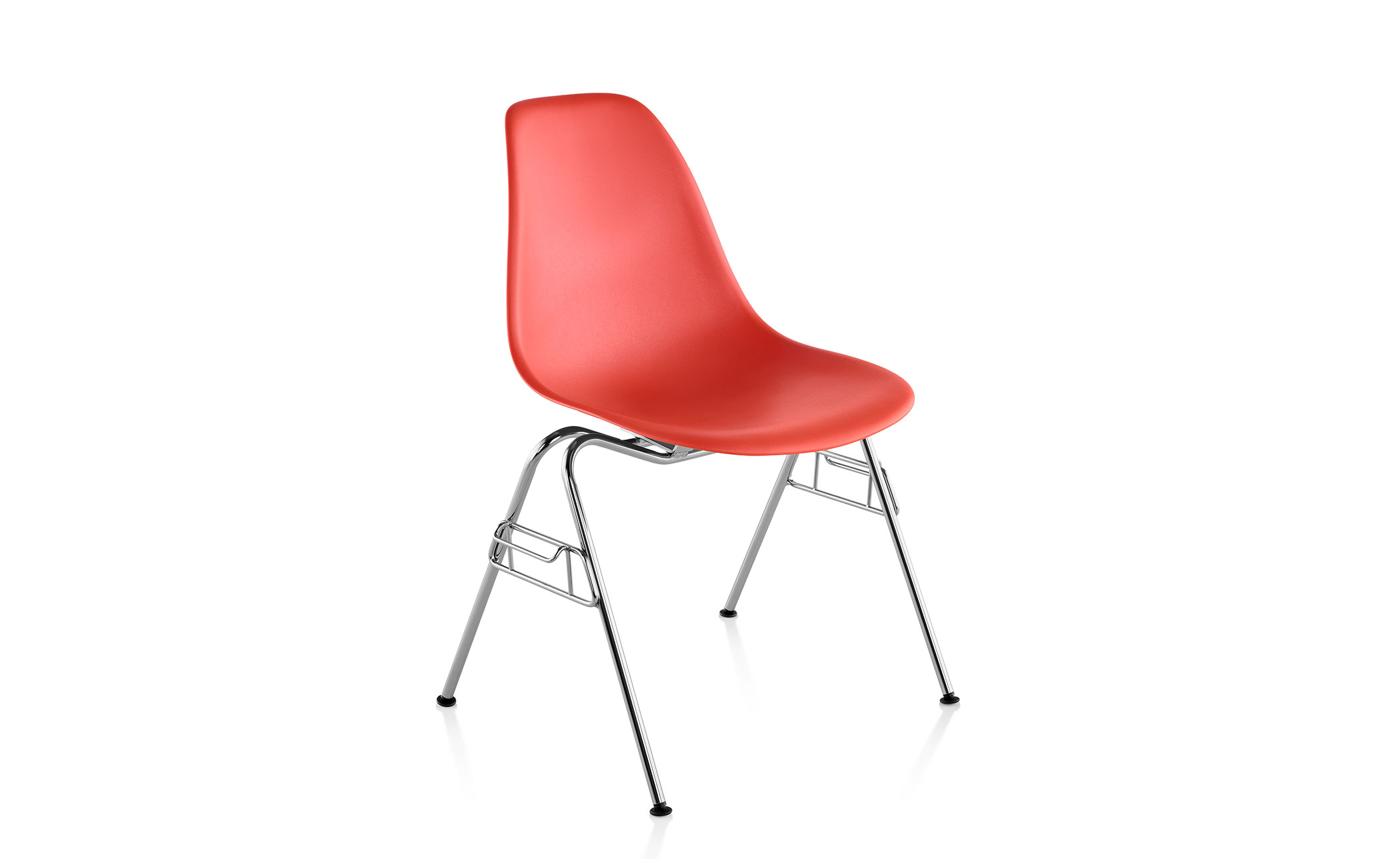 eames® molded plastic side chair with stacking base