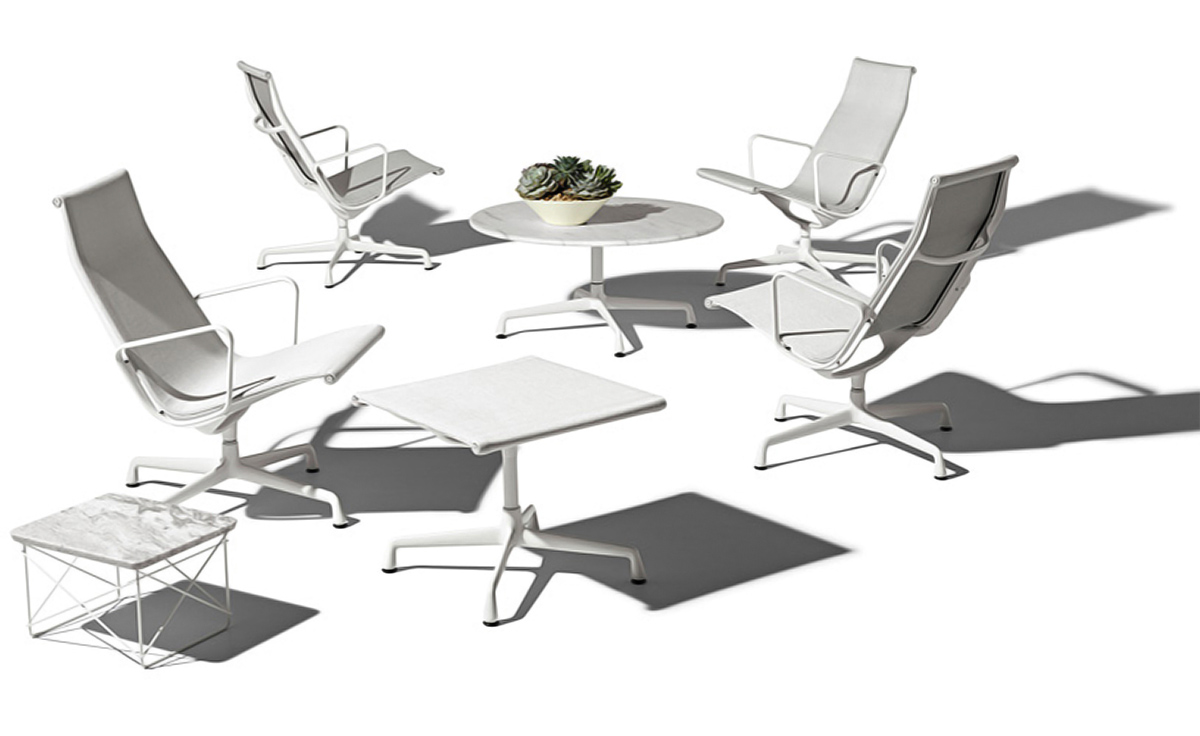 eames universal base outdoor table 30" dia.