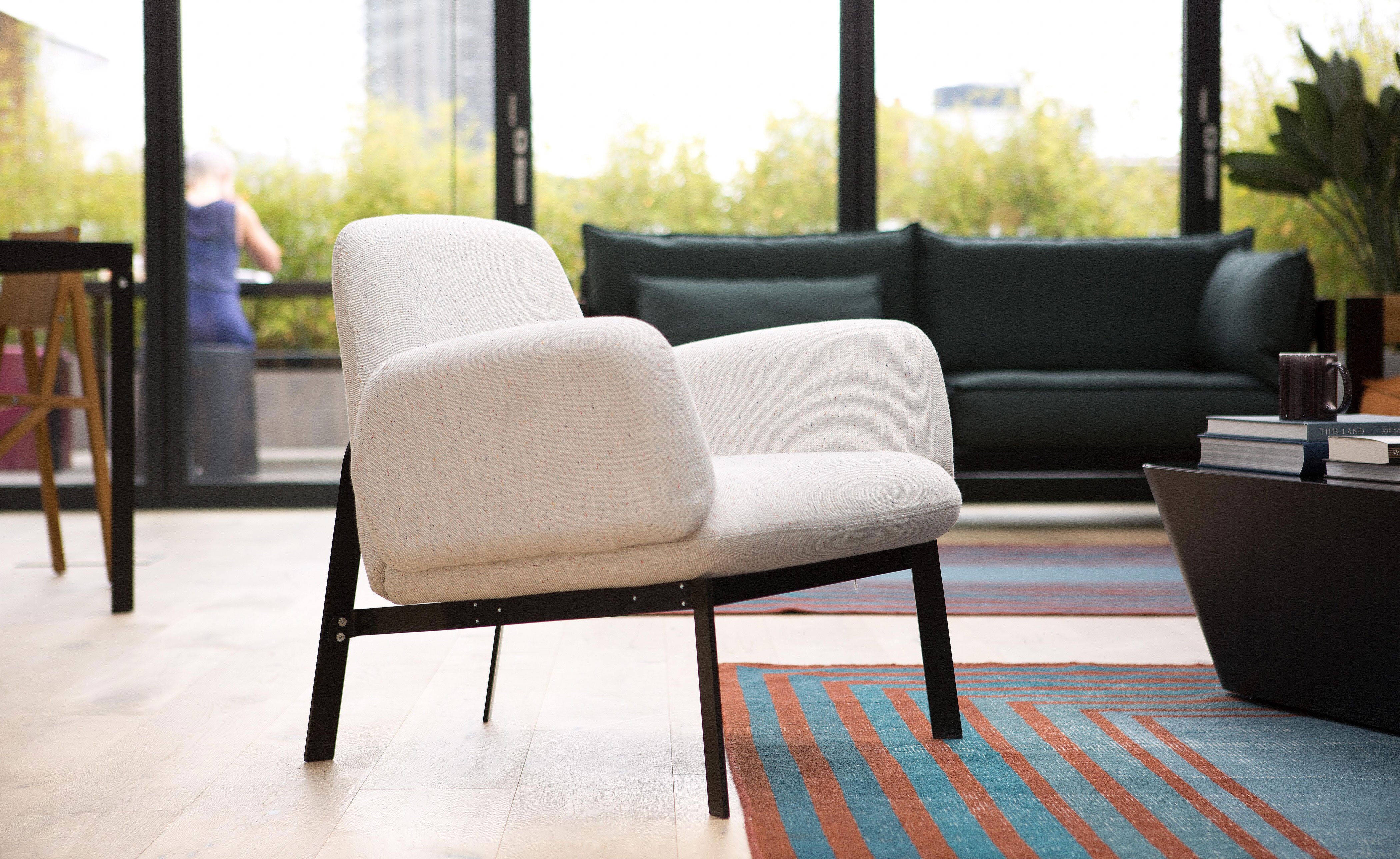 Easy Armless Lounge