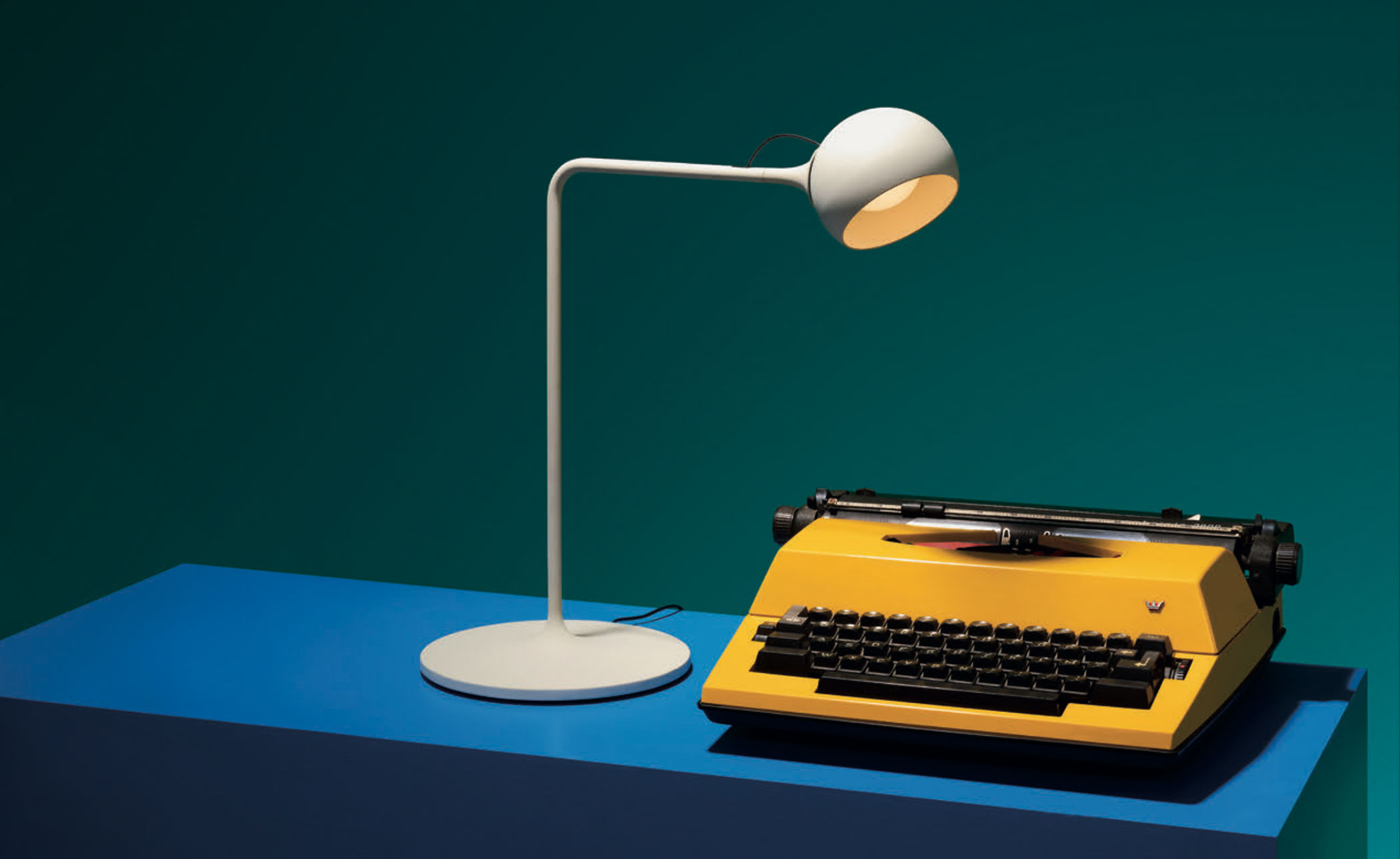 IXA Table Lamp