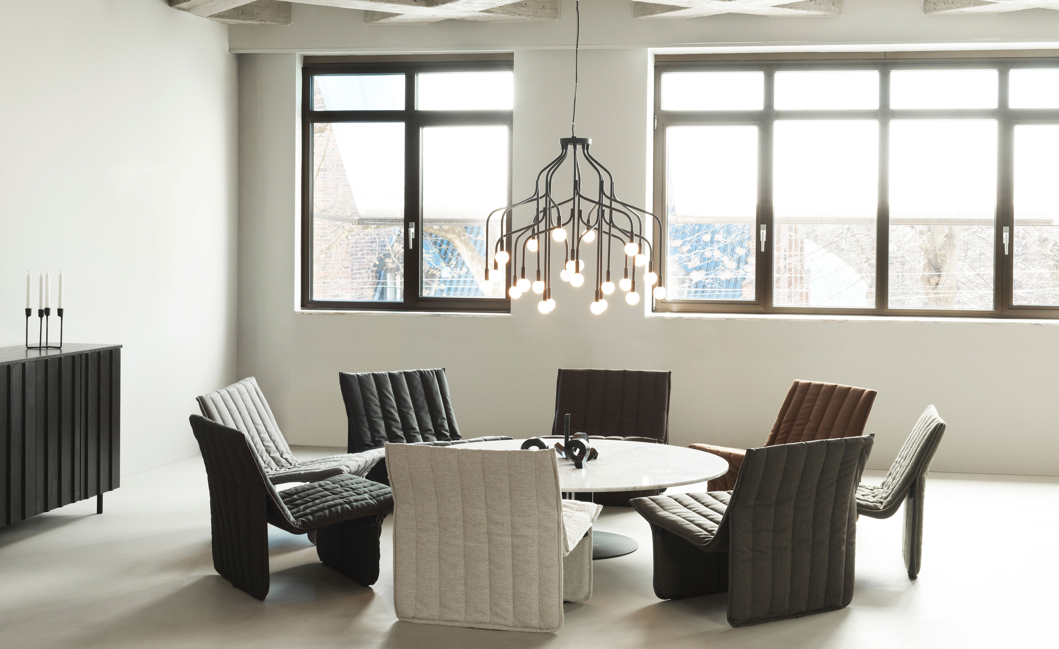 Limit Lounge
