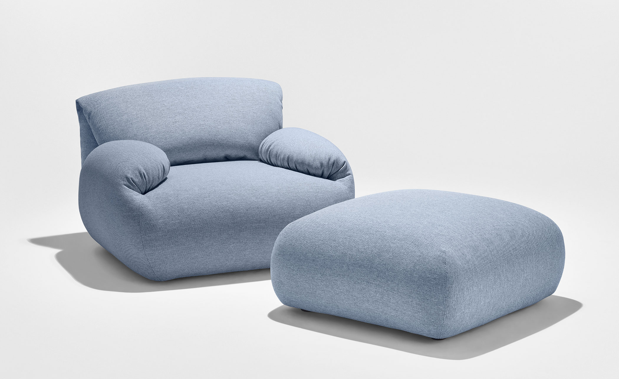 Luva Armless Lounge