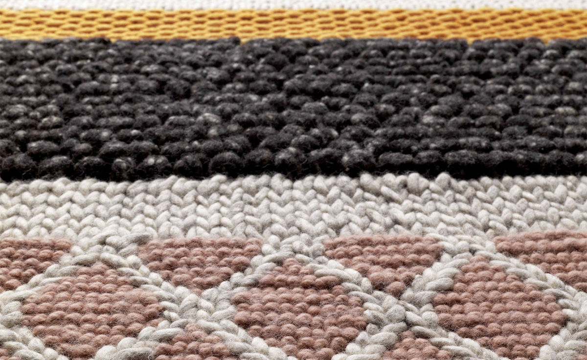 mangas original campana rug