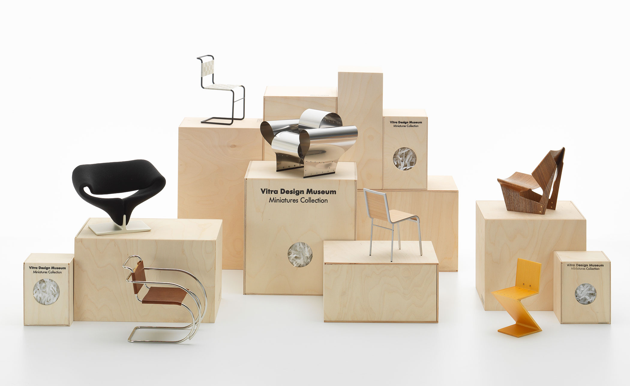 Miniature Eames Lounge & Ottoman