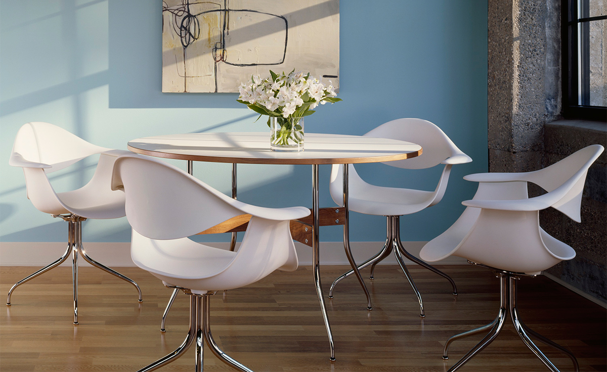 nelson™ swag leg round dining table