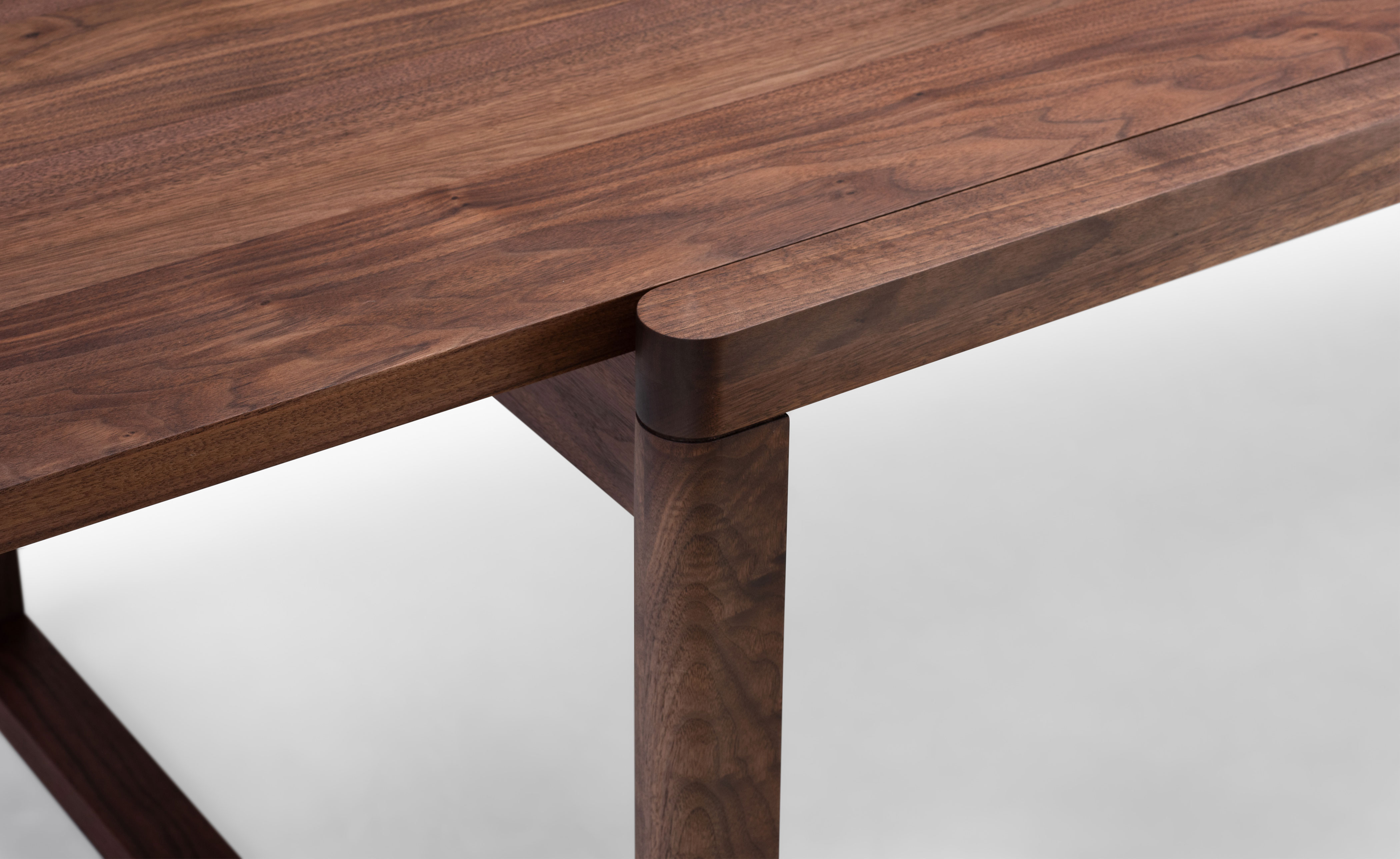 October Dining Table 90 inch