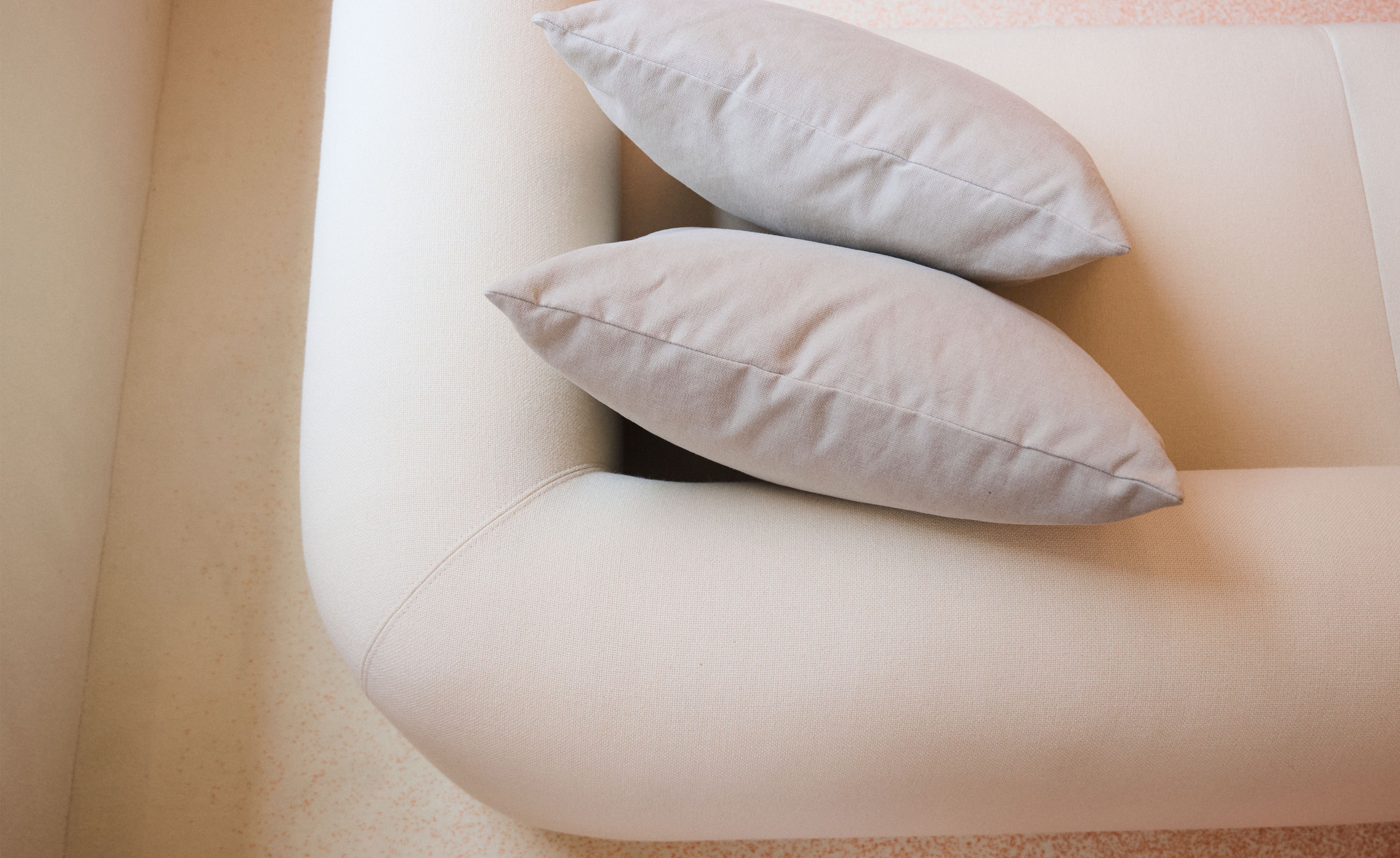 Plump Sofa with Chaise
