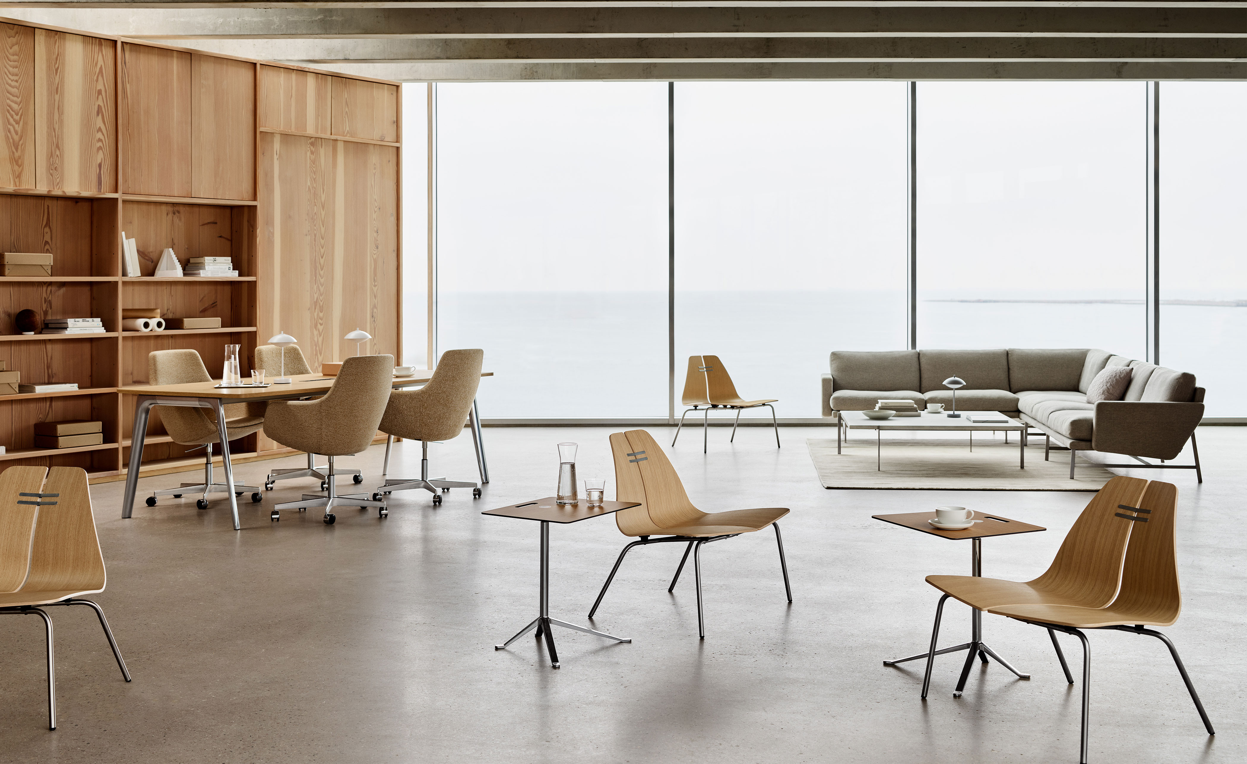 PK23 Easy Chair