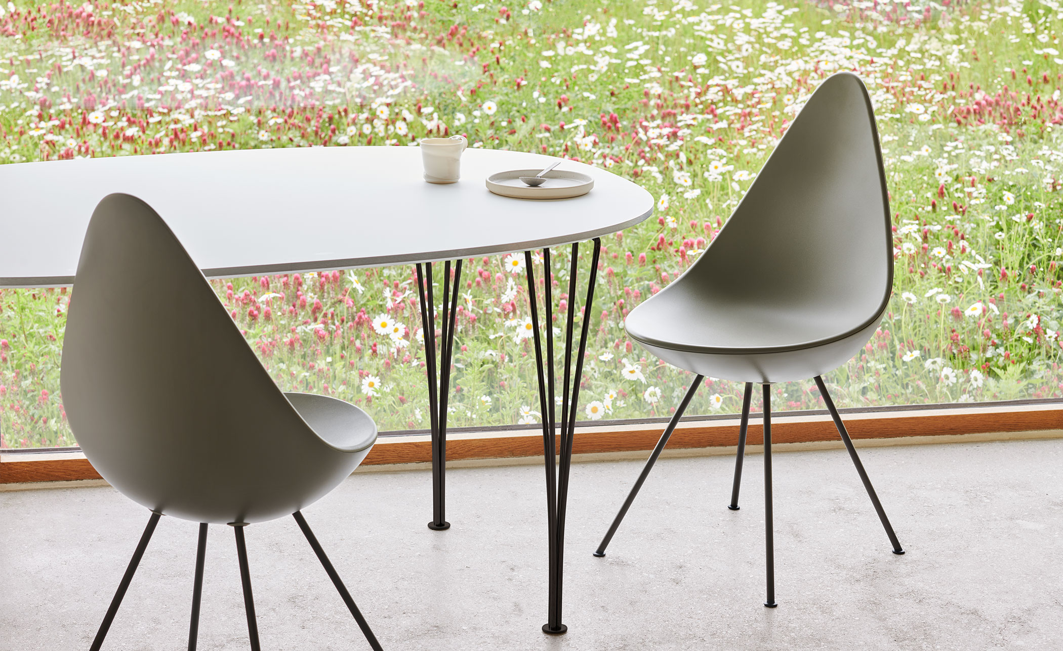 superellipse span leg 66.9" table
