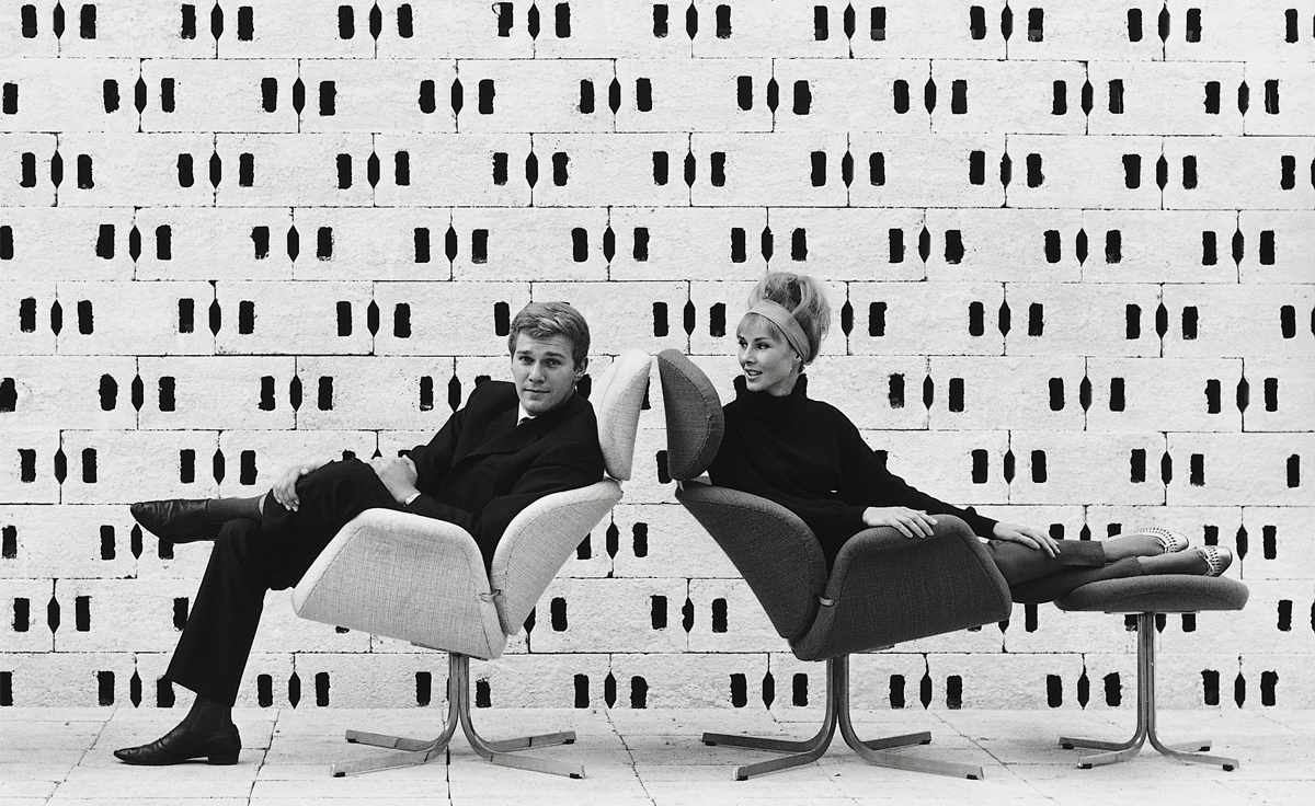 pierre paulin tulip lounge chair