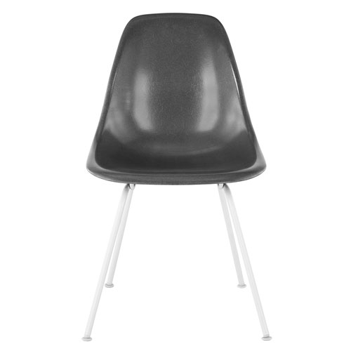 eames molded fiberglass side chair with 4 leg base