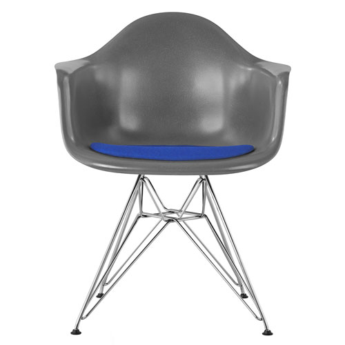 eames wire base armchair with seat pad